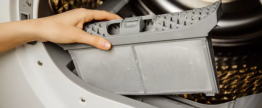 Signs Of A Clogged Dryer Lint Trap in Oakley, California